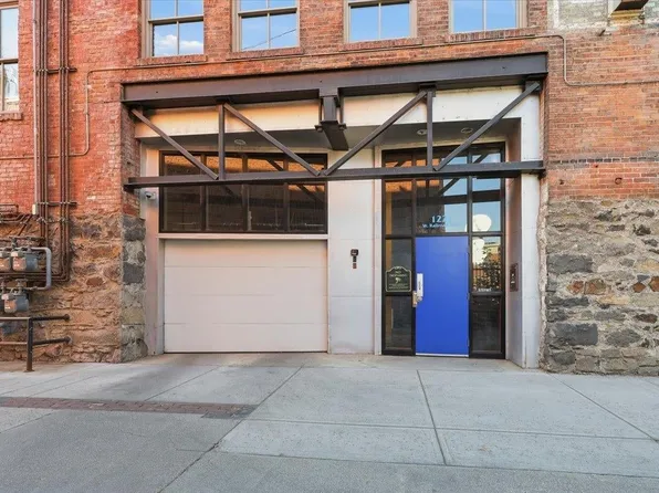 1221 W Railroad Alley Ave, Spokane, WA 99201