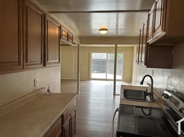 2300 Lewis Ave APT 5, Signal Hill, CA 90755