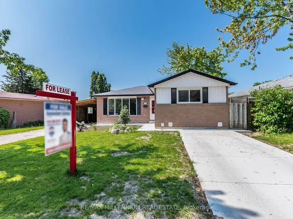 156 Folkstone Cres, Brampton, ON L6T 3M5