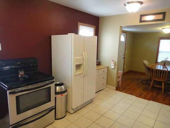 Appliances included