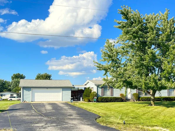 2864 Russell Rd, Baroda, MI 49101