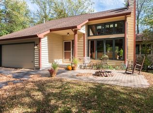 34 Lake Ridge Rd, Galena, IL 61036