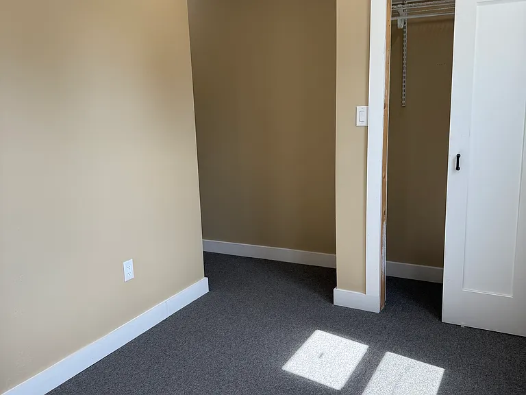 6040 Kingsessing Ave #2 — Photo 8