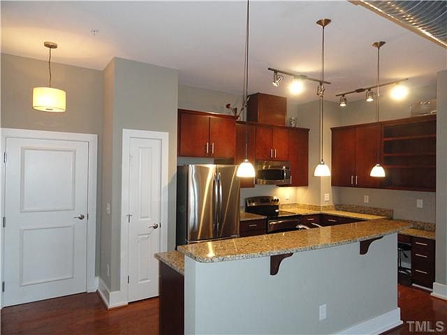 1st image of 300 Finsbury St APT 200