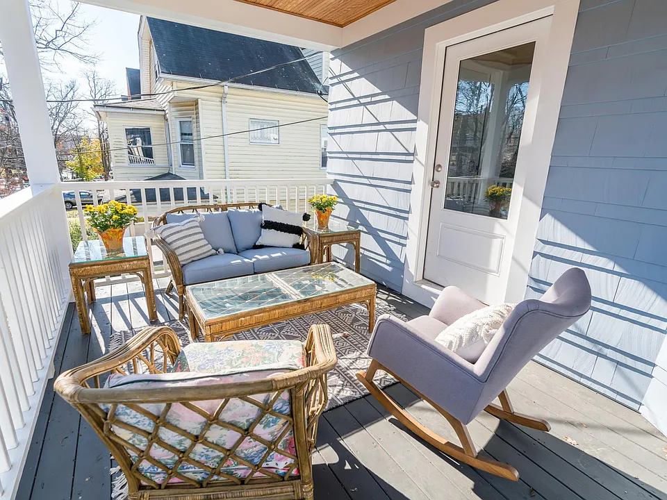 2nd Floor Deck