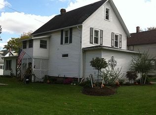 5843 Griffin St, Sanborn, NY 14132