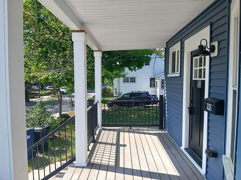 90 Edgemere Rd — Photo 4