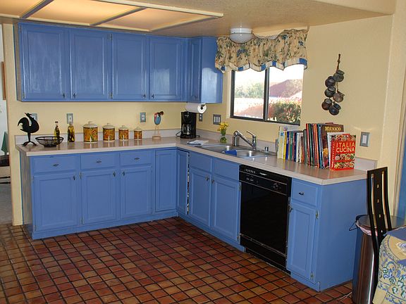 4th image of 10201 N Oak Knoll Ln