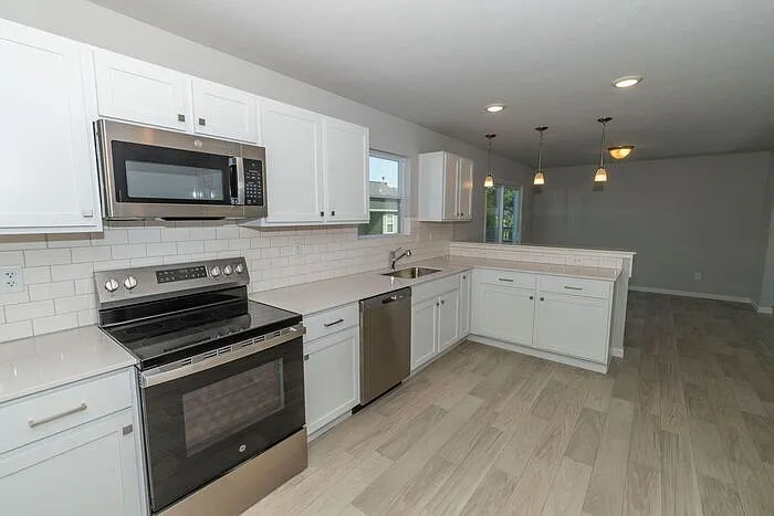 1941 Blue Stem Ct — Photo 7