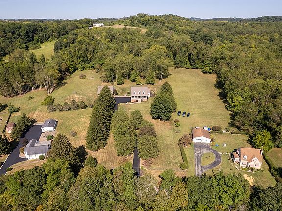 4th image of 959 Bentleyville Rd