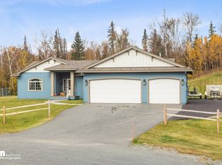 3114 N Lazy Aurora Cir, Palmer, AK 99645