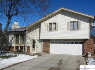 2239 N 128th Cir, Omaha, NE 68164