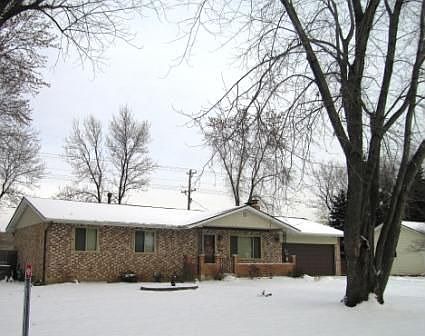 1st image of 4545 Oak Leaf Dr