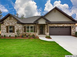 106 Hollybrook Dr, Madison, AL 35757