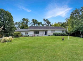 425 E Mill Rd, Evansville, IN 47711