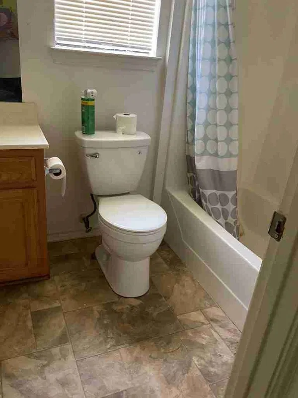 3 bed, 1228 sqft, $1,800 — Photo 4