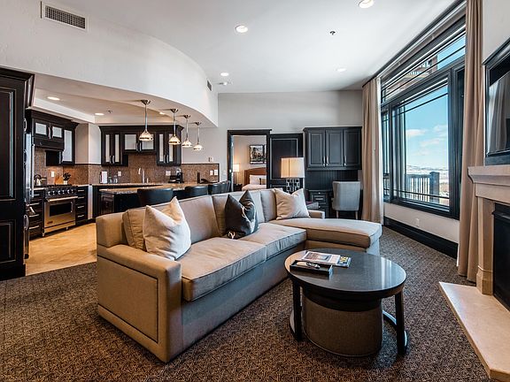 3rd image of 2100 Frostwood Blvd Waldorf Astori # 5142 #5140-