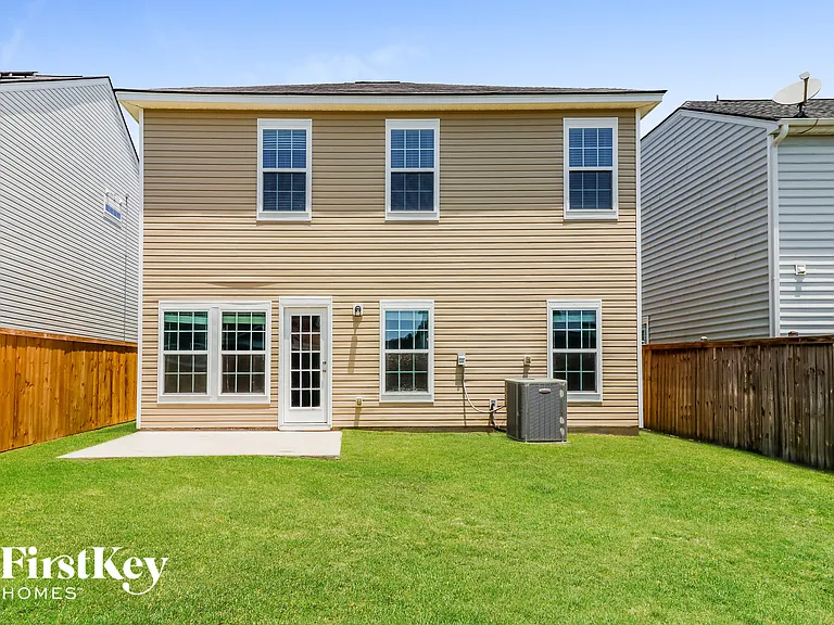 343 Bradley Bend Dr — Photo 16
