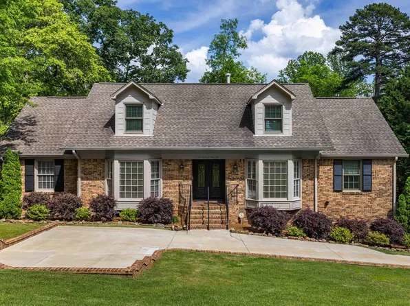 2836 Overton Rd, Mountain Brook, AL 35223