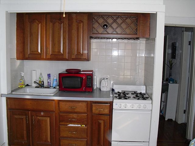 2nd image of 15 Gordon St APT 1B