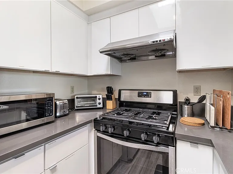 801 S 2nd St #4 — Photo 12