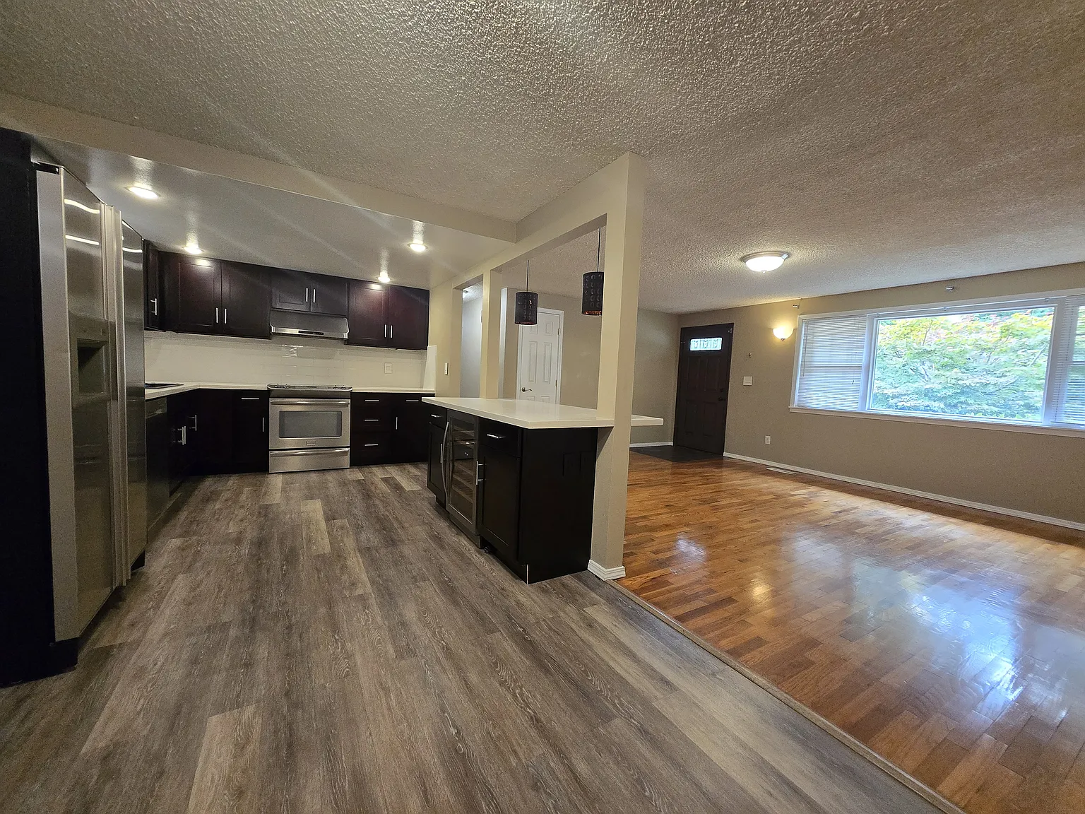 3 bed, 1440 sqft, $3,000 — Photo 2