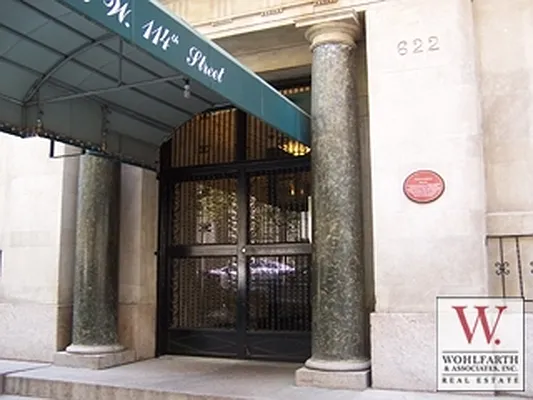 Sold by Wohlfarth & Associates Inc | media 17