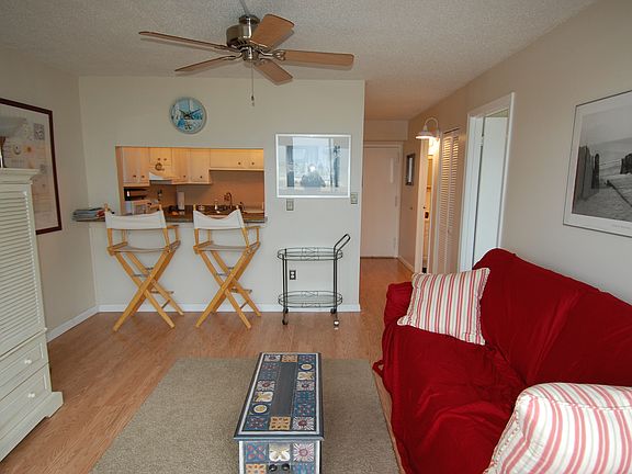 3rd image of 3558 Shore Dr APT 503