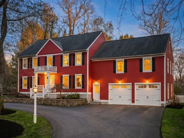 19 Crane Neck St, West Newbury, MA 01985
