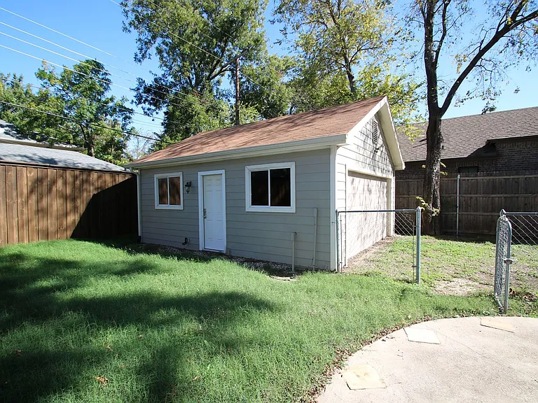 3320 W 5th St — Photo 27