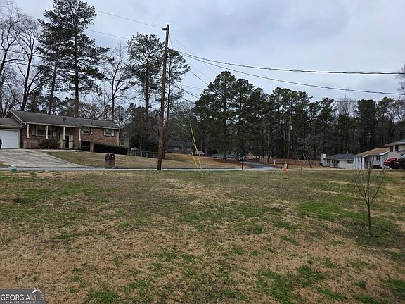 3rd image of 1882 Glen Echo Dr