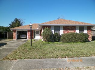 716 Grinell Pl, Gretna, LA 70056