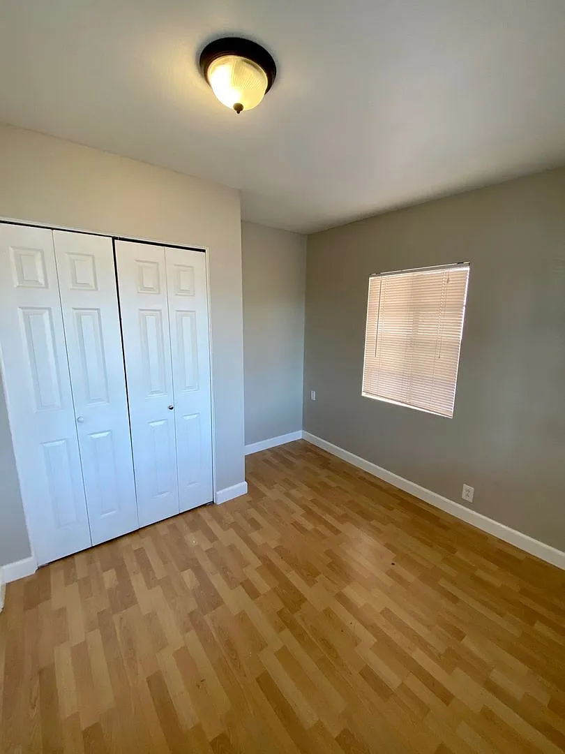 3 Bed 1 Bath House with Laundry Hookups and Off-Street Parking! — Photo 3