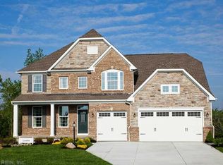228 Oak Hill Ln, Smithfield, VA 23430