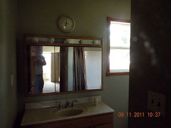 3rd image of 313 Indiana Ave