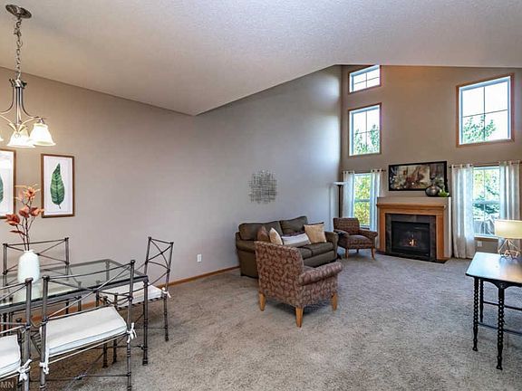 4th image of 15441 Junegrass Ln