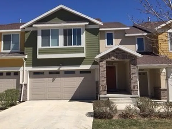 8943 S Heights Dr, Sandy, UT 84094