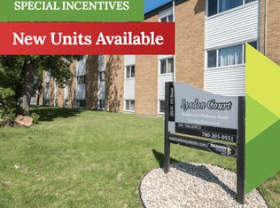 10131 152nd St NW, Edmonton, AB T5P1Y1