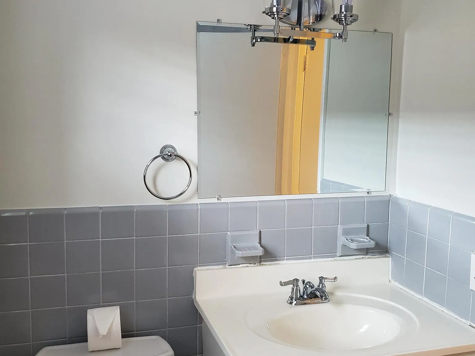 1 bed, 700 sqft, $2,400 — Photo 4