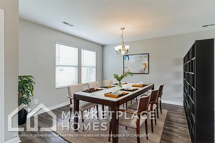 3 bed, 2.5 bath, 2240 sqft, $1,750 — Photo 3