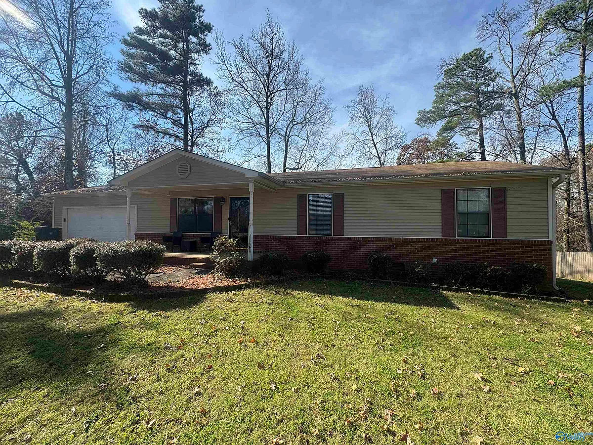 Building Photo - 117 Water Oak Ct