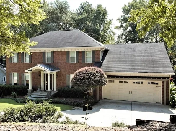 453 Bellflower Ct, Roswell, GA 30076