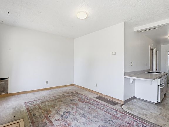 4th image of 1314 E Montgomery Ave