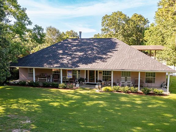 2nd image of 100 Brookdale Dr