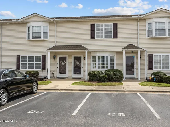 3809 E Vancroft Circle #C8, Winterville, NC 28590