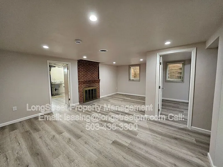 8010 NE Prescott St — Photo 23