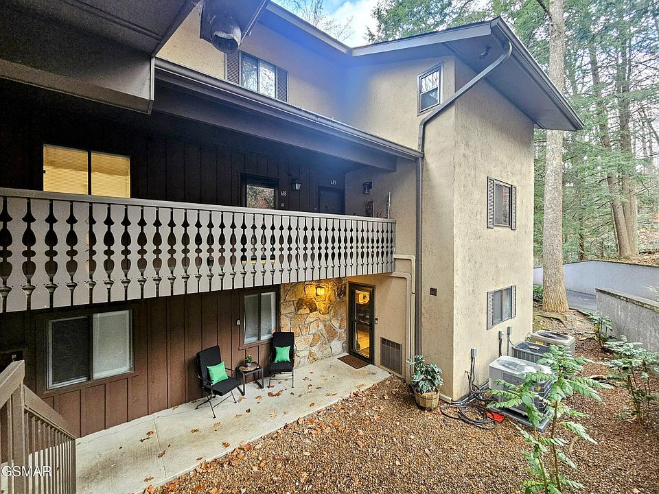 1st image of 1235 Ski Mountain Rd #619