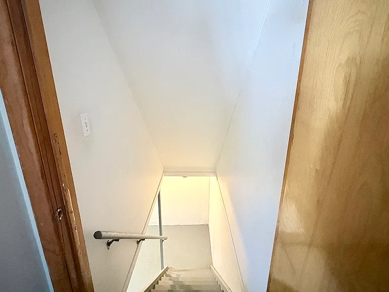231 Greenmeadow Dr — Photo 16