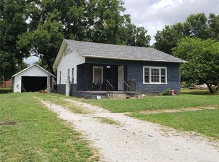 820 W 7th St, Ada, OK 74820