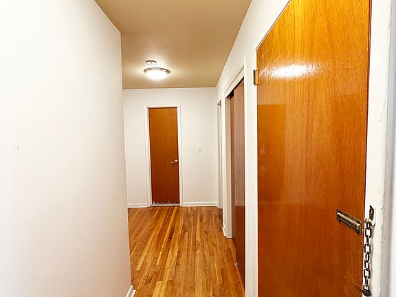 5th image of 121 E Edsall Ave Floor 2